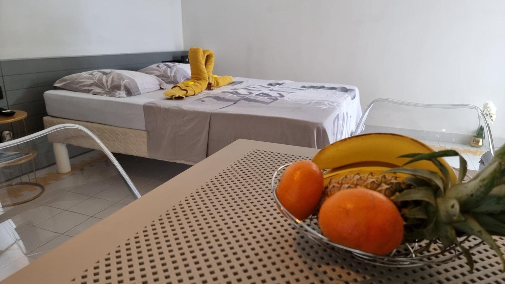 Studio Beachside Paradise Avec Citerne Tampon- Residence Manganao Saint-Francois  Exterior photo